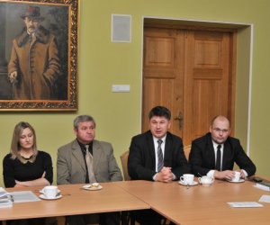 Międzynarodowa Narada Konserwatorska 7-8 XII 2012r. Międzynarodowa Narada Konserwatorska 7-8 XII 2012r.