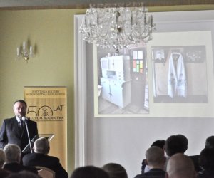 Podsumowanie Konkursy na Najlepiej Zachowany Zabytek Wiejskiego Budownictwa Drewnianego w Województwie Podlaskim w 2012 roku 18 listopada 2012 r. Podsumowanie Konkursy na Najlepiej Zachowany Zabytek Wiejskiego Budownictwa Drewnianego w Województwie Podlaskim w 2012 roku 18 listopada 2012 r.