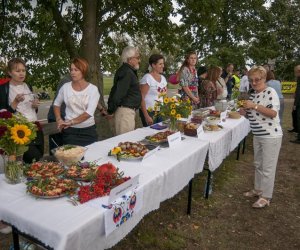 Spotkanie pod wiatrakiem w Drewnowie - Fotorelacja Spotkanie pod wiatrakiem w Drewnowie - Fotorelacja