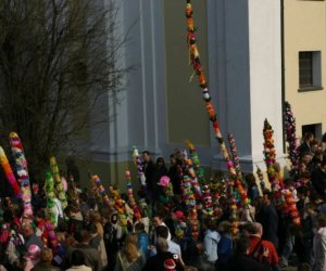 X REGIONALNY KONKURS NA WYKONANIE PALMY WIELKANOCNEJ X REGIONALNY KONKURS NA WYKONANIE PALMY WIELKANOCNEJ