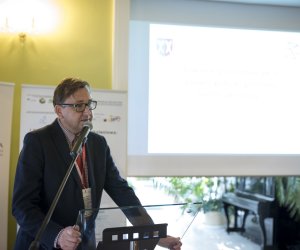 „Parazytozy zwierząt – aktualne zagrożenia – nowe rozwiązania terapeutycznie i profilaktyczne” „Parazytozy zwierząt – aktualne zagrożenia – nowe rozwiązania terapeutycznie i profilaktyczne”