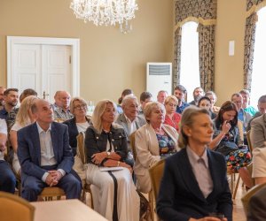 „Podlaskie zioła” - jubileusz 40-lecia muzealnego ogrodu roślin leczniczych - relacja