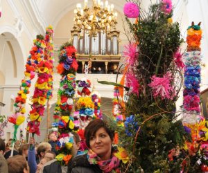 Niedziela Palmowa Rozstrzygnięcie XV Konkursu na Wykonanie Palmy Wielkanocnej Niedziela Palmowa Rozstrzygnięcie XV Konkursu na Wykonanie Palmy Wielkanocnej