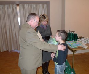 Z drugiej strony zielonego lustra Z drugiej strony zielonego lustra