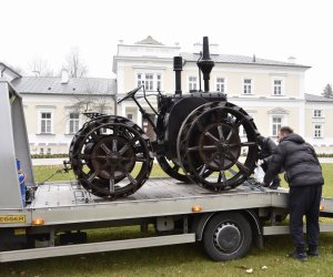 LANZ ACKER-BULLDOG HP 12 KNICKLENKER JUŻ W MUZEUM LANZ ACKER-BULLDOG HP 12 KNICKLENKER JUŻ W MUZEUM