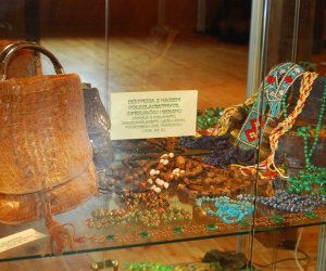 Pamiątki kolonialne "Sztuka czarnego lądu". Pamiątki kolonialne "Sztuka czarnego lądu".