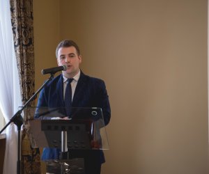 "LUMEN-ART czyli malowanie światłem" - fotorelacja z wernisażu