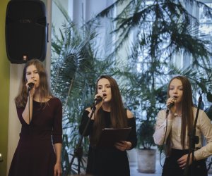 TWÓRCZOŚĆ UCZNIÓW OGÓLNOKSZTAŁCĄCEJ SZKOŁY SZTUK PIĘKNYCH PO RAZ CZWARTY W MUZEUM ROLNICTWA