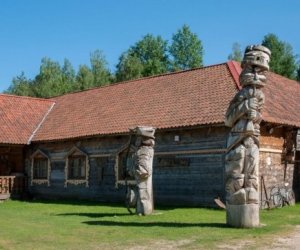 Podsumowanie Konkursy na Najlepiej Zachowany Zabytek Wiejskiego Budownictwa Drewnianego w Województwie Podlaskim w 2012 roku 18 listopada 2012 r. Podsumowanie Konkursy na Najlepiej Zachowany Zabytek Wiejskiego Budownictwa Drewnianego w Województwie Podlaskim w 2012 roku 18 listopada 2012 r.