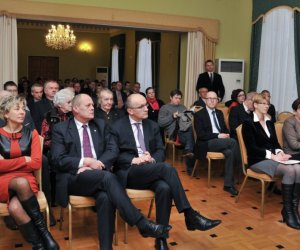 "Zagłada dworów w województwie białostockim po roku 1939" "Zagłada dworów w województwie białostockim po roku 1939"