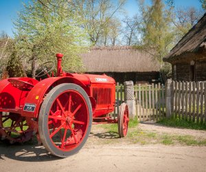 NIECOdziennik Muzealny- McCormick-Deering 10-20 na stalowych kołach