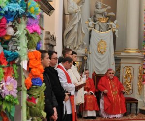 Niedziela Palmowa Rozstrzygnięcie XV Konkursu na Wykonanie Palmy Wielkanocnej Niedziela Palmowa Rozstrzygnięcie XV Konkursu na Wykonanie Palmy Wielkanocnej