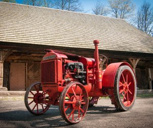 NIECOdziennik Muzealny- McCormick-Deering 10-20 na stalowych kołach