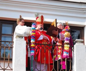 Prezentacja palm na Mszy Świetęj Prezentacja palm na Mszy Świetęj