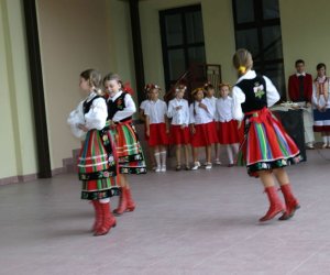 Międzynarodowy Festiwal Folkloru 10-11 sierpień 2007r. Międzynarodowy Festiwal Folkloru 10-11 sierpień 2007r.