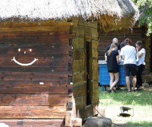 Praktyki studentów Wydziału Architektury Politechniki Warszawskiej Zakładu Dziedzictwa Architektonicznego i Sztuki Praktyki studentów Wydziału Architektury Politechniki Warszawskiej Zakładu Dziedzictwa Architektonicznego i Sztuki