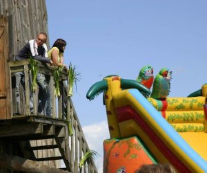 ZIELONE ŚWIĄTKI POD WIATRAKIEM