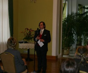 „W DWORKU SZLACHECKIM OK. 1800 ROKU” „W DWORKU SZLACHECKIM OK. 1800 ROKU”