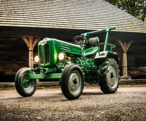 Kolejny, unikatowy ciągnik w zbiorach Muzeum Rolnictwa w Ciechanowcu