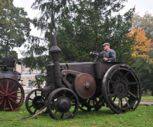 Największa kolekcja zabytkowych ciągników w Polsce Największa kolekcja zabytkowych ciągników w Polsce