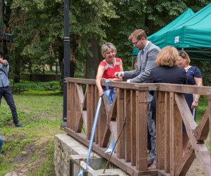 Fotorelacja z podsumowania inwestycji "Remont młyńskiego zbiornika wodnego" połączonego z konferencją "Hydrologiczne uwarunkowania zbiorników wodnych w Województwie Podlaskim"