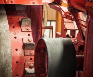 NIECOdziennik Muzealny- McCormick-Deering 10-20 na stalowych kołach NIECOdziennik Muzealny- McCormick-Deering 10-20 na stalowych kołach