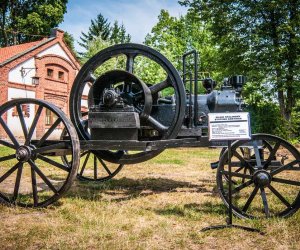 Odrestaurowane silniki stacjonarne w Muzeum Rolnictwa w Ciechanowcu Odrestaurowane silniki stacjonarne w Muzeum Rolnictwa w Ciechanowcu