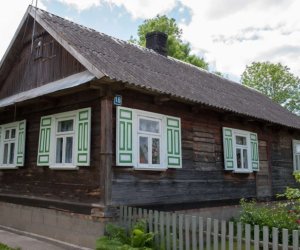 Podsumowanie Konkursy na Najlepiej Zachowany Zabytek Wiejskiego Budownictwa Drewnianego w Województwie Podlaskim w 2012 roku 18 listopada 2012 r. Podsumowanie Konkursy na Najlepiej Zachowany Zabytek Wiejskiego Budownictwa Drewnianego w Województwie Podlaskim w 2012 roku 18 listopada 2012 r.