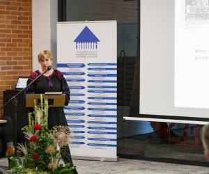 Konferencja naukowa "Standardy konserwatorskie jako kryterium działań w ochronie zabytków prowadzonych przez muzea na wolym powietrzu w Polsce" - 4-5 października 2022 r. Konferencja naukowa "Standardy konserwatorskie jako kryterium działań w ochronie zabytków prowadzonych przez muzea na wolym powietrzu w Polsce" - 4-5 października 2022 r.