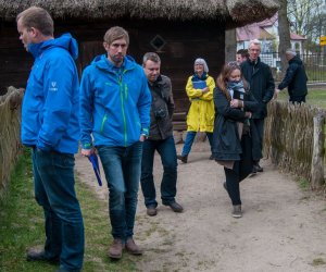 Seminarium nt. opracowania wytycznych do modelu archiwizowania informacji o obiektach drewnianych na terenie Muzeum Rolnictwa Seminarium nt. opracowania wytycznych do modelu archiwizowania informacji o obiektach drewnianych na terenie Muzeum Rolnictwa