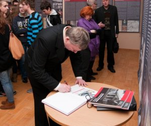 "Zagłada dworów w województwie białostockim po roku 1939" "Zagłada dworów w województwie białostockim po roku 1939"