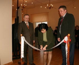 Otwarcie wystawy „Z pastelowego pamiętnika prof. Tomasza Motyla” Otwarcie wystawy „Z pastelowego pamiętnika prof. Tomasza Motyla”