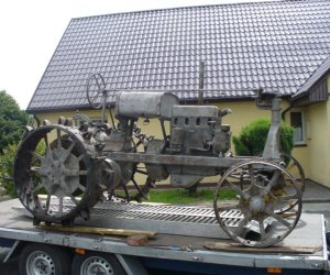 Jedyny w Polsce ciągnik UNIWERSAL do obejrzenia w naszym Muzeum. Jedyny w Polsce ciągnik UNIWERSAL do obejrzenia w naszym Muzeum.