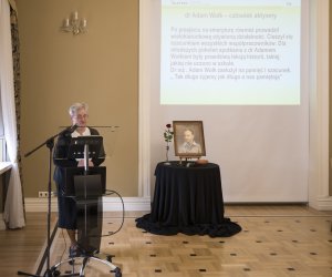 Fotorelacja ze spotkania poświęconego doktorowi Adamowi Wołkowi Fotorelacja ze spotkania poświęconego doktorowi Adamowi Wołkowi