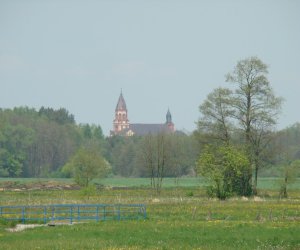 Zwyczaj święcenia pól – dawniej i dzisiaj… Zwyczaj święcenia pól – dawniej i dzisiaj…