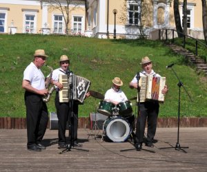 XIV Jarmark Św. Wojciecha i Festyn Leśny