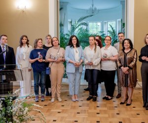 Wernisaż wystawy "Graficzny Miszmasz" - 17. kwietnia 2024 r. Wernisaż wystawy "Graficzny Miszmasz" - 17. kwietnia 2024 r.