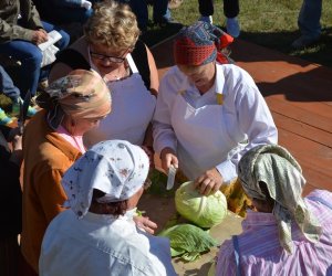 JESIEŃ W POLU I ZAGRODZIE w ramach Europejskich Dni Dziedzictwa 18 września 2016 r. JESIEŃ W POLU I ZAGRODZIE w ramach Europejskich Dni Dziedzictwa 18 września 2016 r.