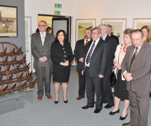 Wystawa z okazji jubileuszu 50-lecia Muzeum i 30 lat współpracy z SGGW pt."50 lat Muzeum Rolnictwa im. ks. Krzysztofa Kluka w Ciechanowcu" Wystawa z okazji jubileuszu 50-lecia Muzeum i 30 lat współpracy z SGGW pt."50 lat Muzeum Rolnictwa im. ks. Krzysztofa Kluka w Ciechanowcu"