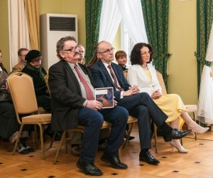 Naczynia z Bolesławca po raz pierwszy z Cepelią na Podlasiu Naczynia z Bolesławca po raz pierwszy z Cepelią na Podlasiu