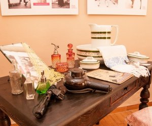 DOKĄD SIĘGAM PAMIĘCIĄ. MODA KOBIECA W LATACH 1890 - 1990" NOWA WYSTAWA CZASOWA JUŻ OTWARTA! DOKĄD SIĘGAM PAMIĘCIĄ. MODA KOBIECA W LATACH 1890 - 1990" NOWA WYSTAWA CZASOWA JUŻ OTWARTA!