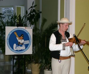 XXVIII KONKURS GRY NA INSTRUMENTACH PASTERSKICH im. Kazimierza Uszyńskiego XXVIII KONKURS GRY NA INSTRUMENTACH PASTERSKICH im. Kazimierza Uszyńskiego