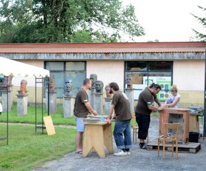Nowe sprzęty wzbogaciły wyposażenie pracowni konserwatorskiej Nowe sprzęty wzbogaciły wyposażenie pracowni konserwatorskiej