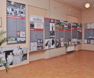 "Zagłada dworów w województwie białostockim po roku 1939" "Zagłada dworów w województwie białostockim po roku 1939"