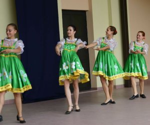 Międzynarodowy Festiwal Folkloru 10-11 sierpień 2007r. Międzynarodowy Festiwal Folkloru 10-11 sierpień 2007r.