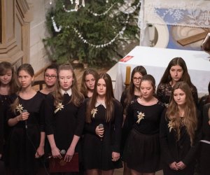 Regionalny Przegląd Zespołów Kolędniczych - fotorelacja Regionalny Przegląd Zespołów Kolędniczych - fotorelacja