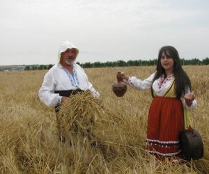 "Żniwa po bułgarsku" "Żniwa po bułgarsku"