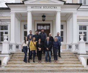 Spotkanie zespołu ds. budowy sektora budownictwa ziemnego Muzeum Rolnictwa im. ks. Krzysztofa Kluka w Ciechanowcu Spotkanie zespołu ds. budowy sektora budownictwa ziemnego Muzeum Rolnictwa im. ks. Krzysztofa Kluka w Ciechanowcu