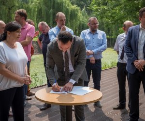 Fotorelacja z podsumowania inwestycji "Remont młyńskiego zbiornika wodnego" połączonego z konferencją "Hydrologiczne uwarunkowania zbiorników wodnych w Województwie Podlaskim"