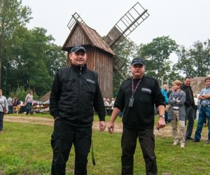 JESIEŃ W POLU I ZAGRODZIE JESIEŃ W POLU I ZAGRODZIE